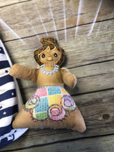 Load image into Gallery viewer, Little gals totebag with dolly included