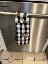 Load image into Gallery viewer, Over the door hanging towel.  Cone flowers and Honeybee
