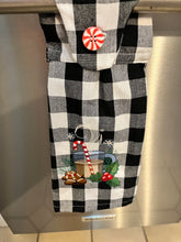 Load image into Gallery viewer, Over the door hanging towel.  "Cocoa and Gingerbread Cookies" (Copy)
