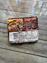 Load image into Gallery viewer, Rolo embroidered clutch bag
