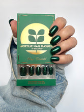 Load image into Gallery viewer, Emma's Emerald Red Aspen Dashes

