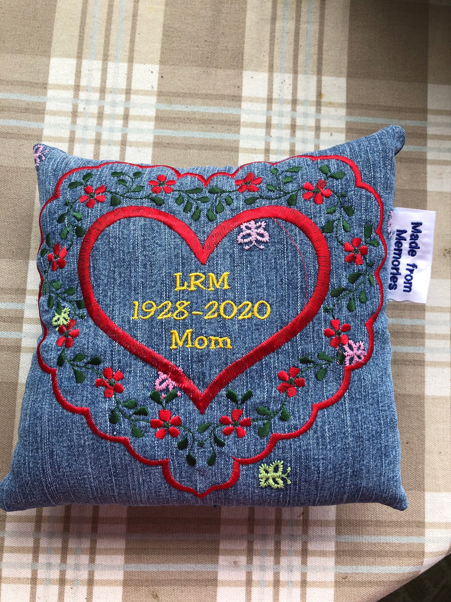 https://www.heartsdesign.com/cdn/shop/products/2021-07-1009.21.37_1024x1024@2x.jpg?v=1626094969