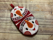 Load image into Gallery viewer, Snowman Pot holder
