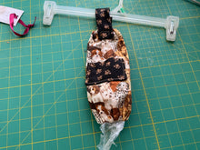 Load image into Gallery viewer, Puppy Dog Do Do Bag holder

